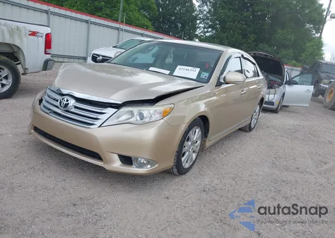 2011 Toyota Avalon z USA, uszkodzony, nr VIN 4T1BK3DB8BU409404